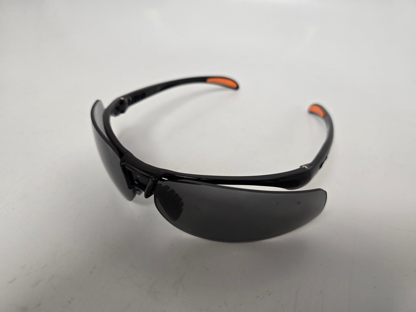 Lot of 11, UVEX S4201HS Protégé Protective Glasses, ANSI Compliant, NEW, #9627