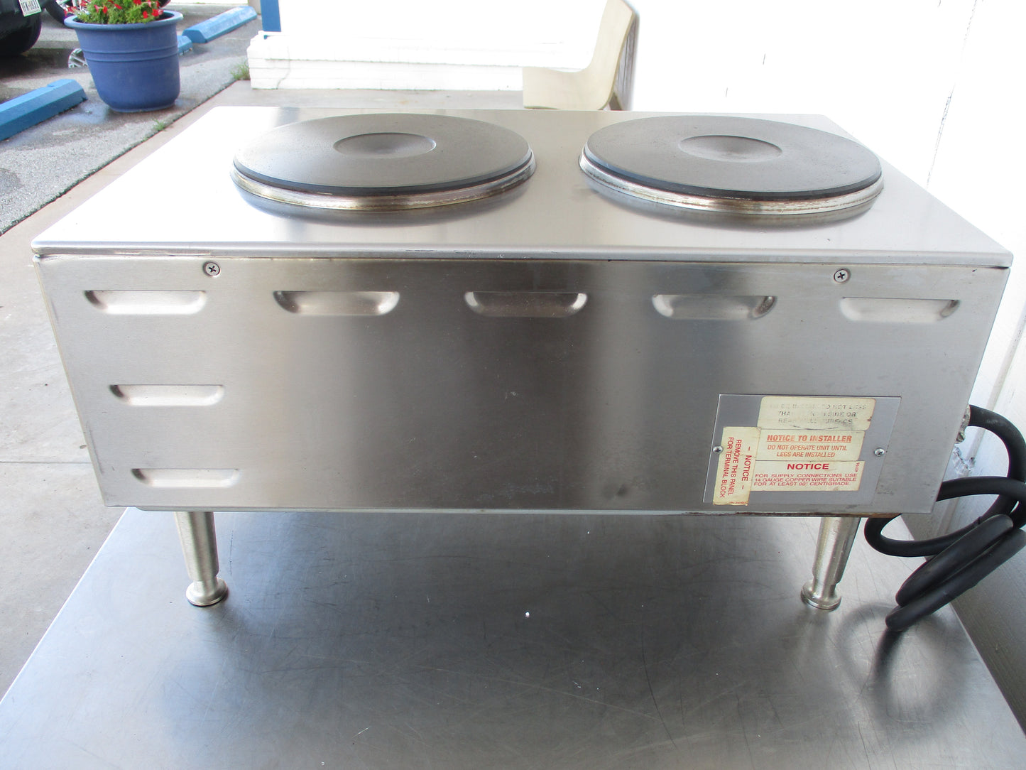 Wells H-70, Electric Dual French Top Hotplate w/ Infinite Controls, TESTED #8914