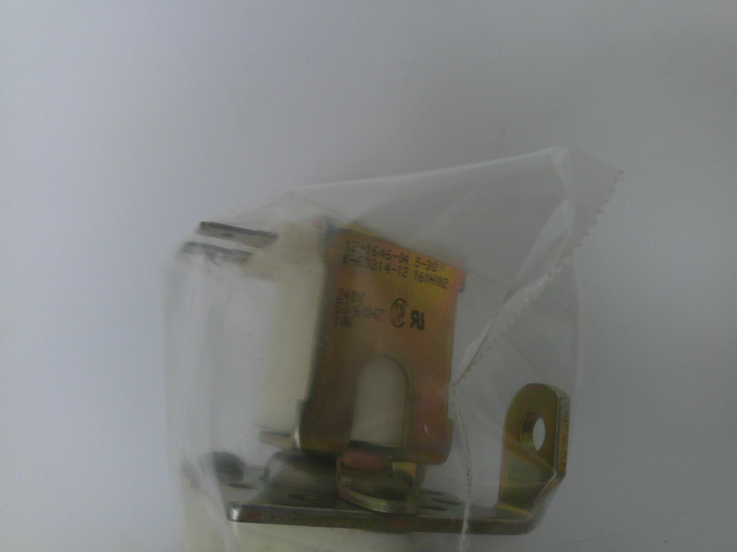 Eaton K-63314-12, Water Inlet Solenoid Valve, New-Old Stock, #9251